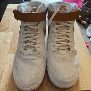 Nike Air Force 1 ‘07 Mid